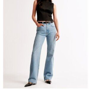 Abercrombie 90s High Rise Relaxed Jean, size 26